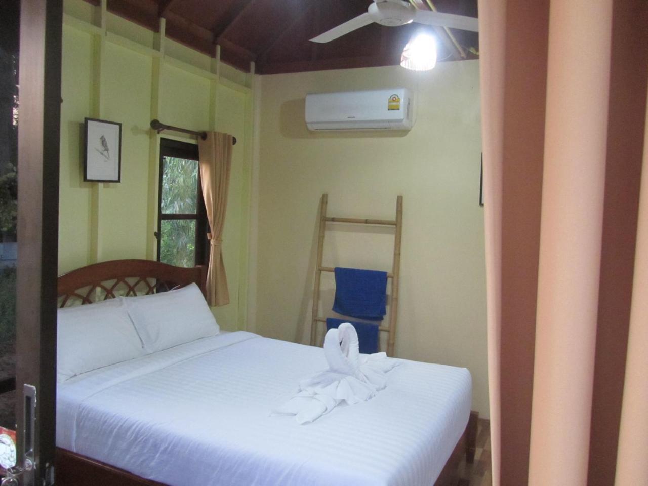 Baan Thung Home Stay Prasat Dış mekan fotoğraf